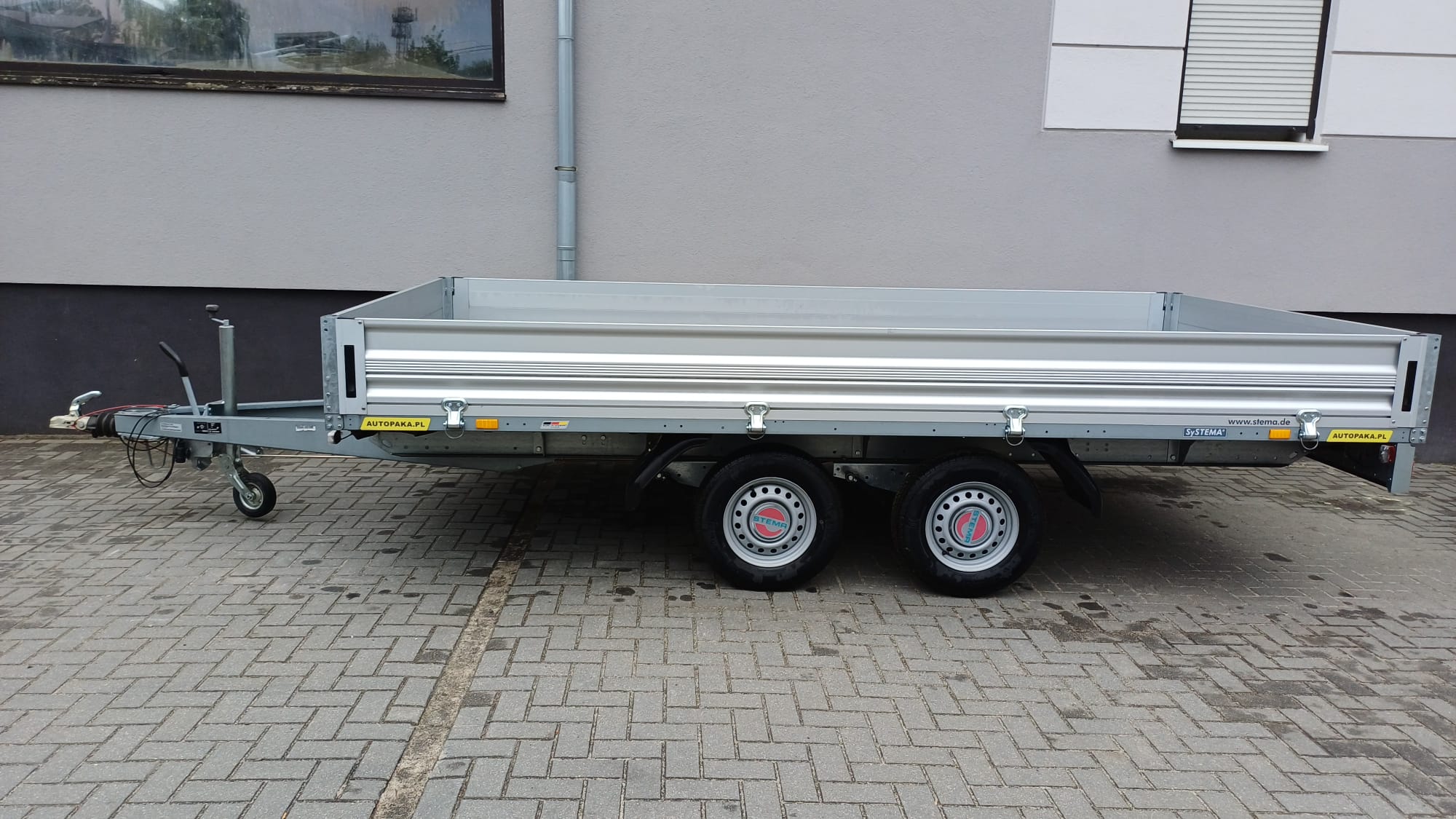 Przyczepa Platforma STEMA 4 x 2m DMC 2700 + BURTY