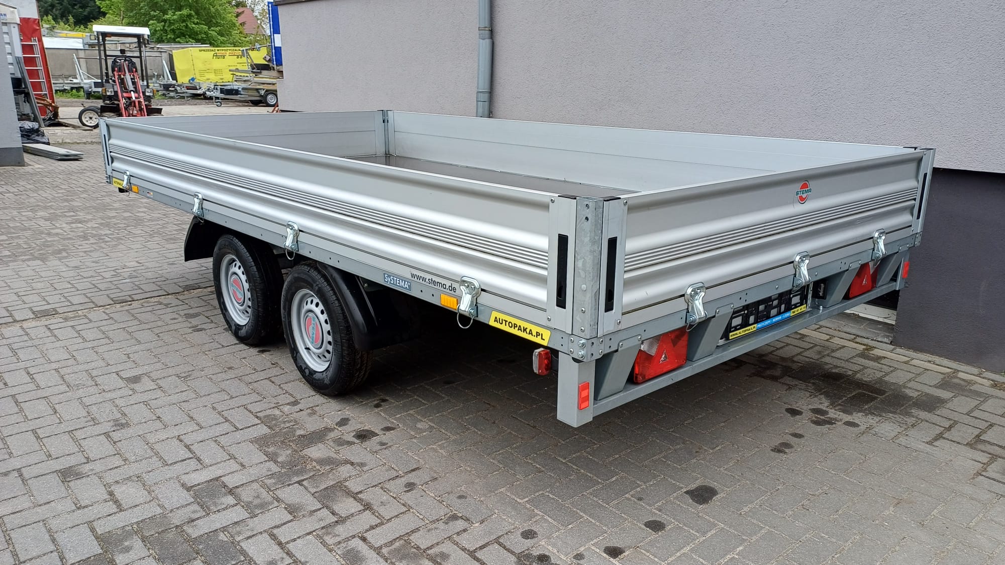 Przyczepa Platforma STEMA 4 x 2m DMC 2700 + BURTY