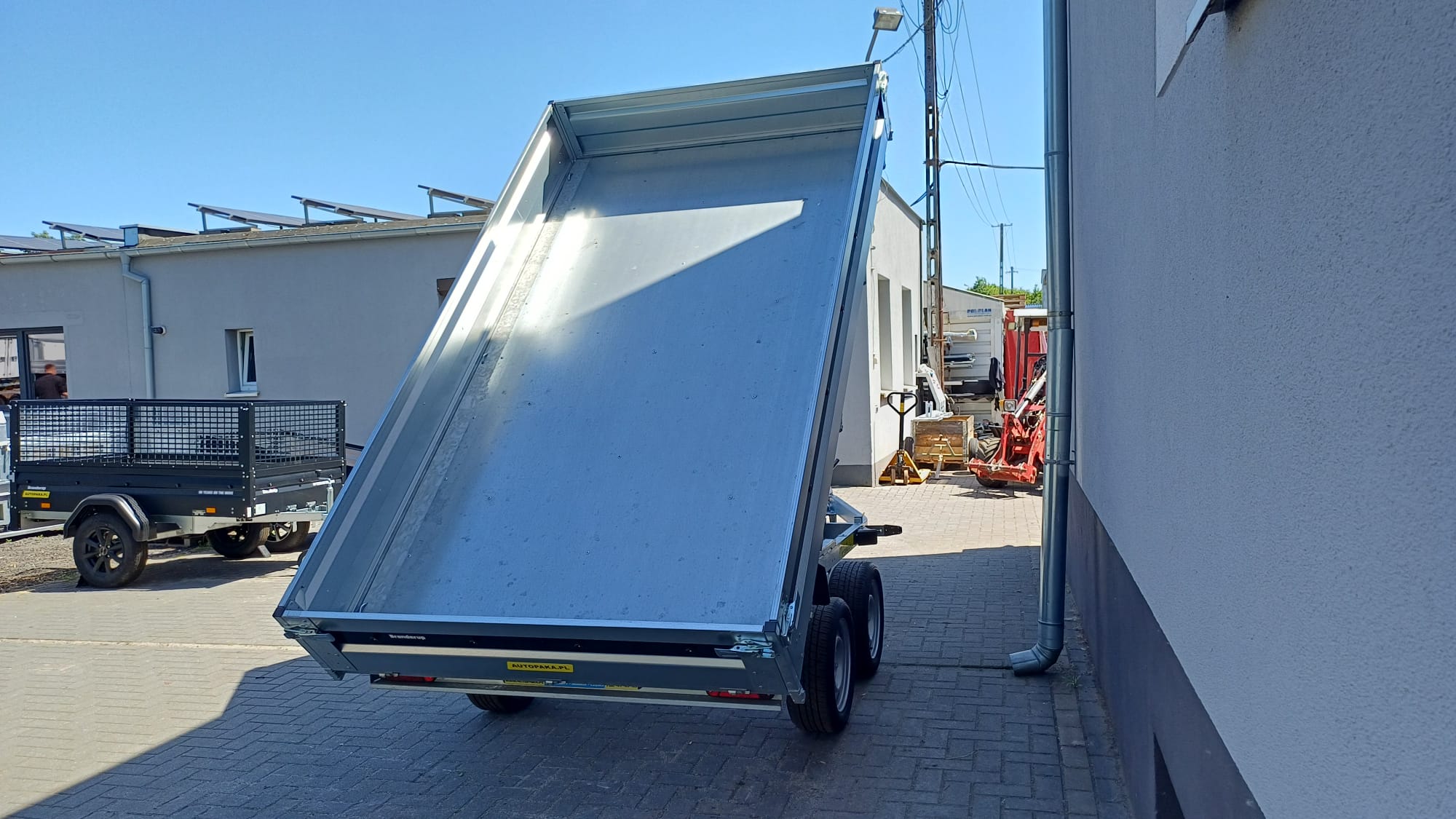 Wywrotka BRENDERUP BT4310STB2700 1-STRONA, 308x168x35 CM, DMC 2700KG