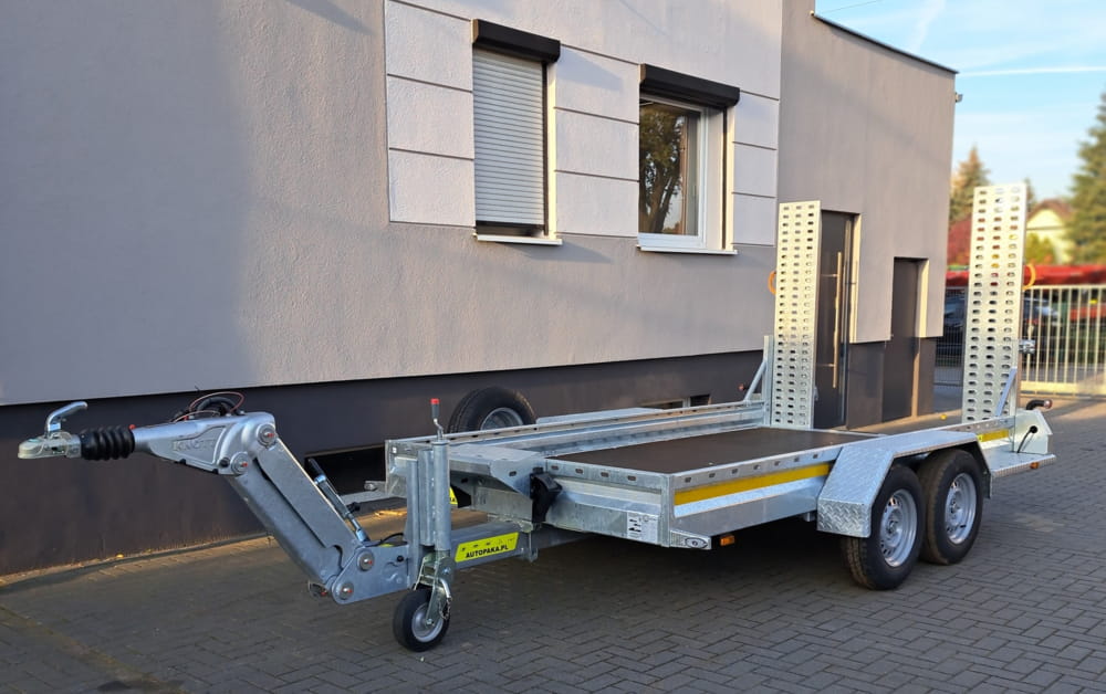 Przyczepa WARK KHD do minikoparki koparki regulowany dyszel DMC 3500
