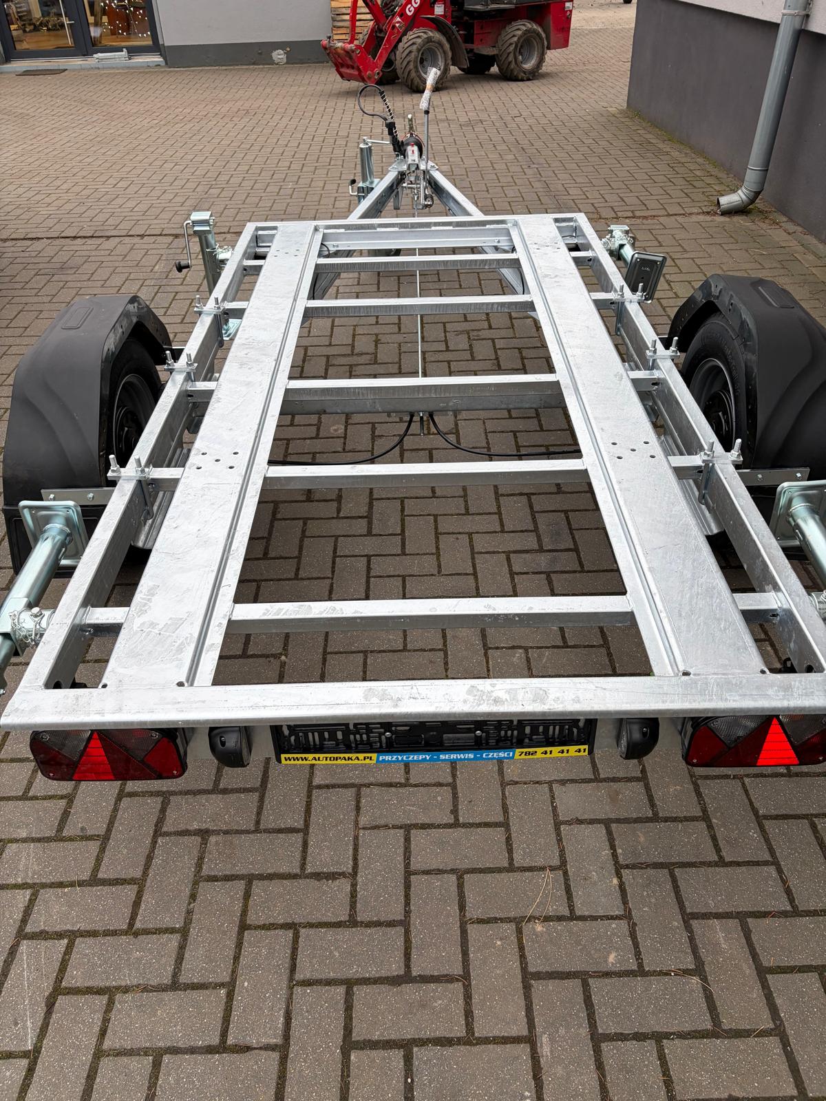 Przyczepa pod agregat WARK, 270×130 CM, DMC 1350 KG