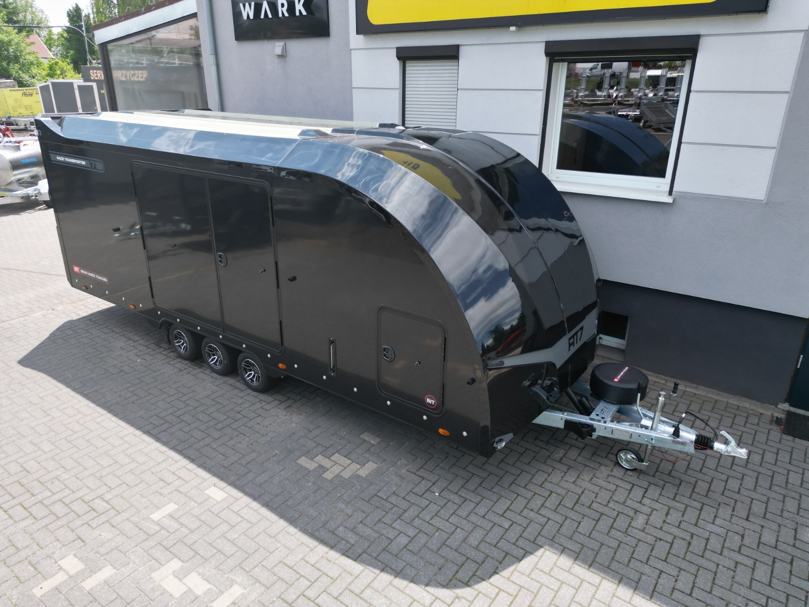 Przyczepa RACE TRANSPORTER 7 marki Brian James Trailers