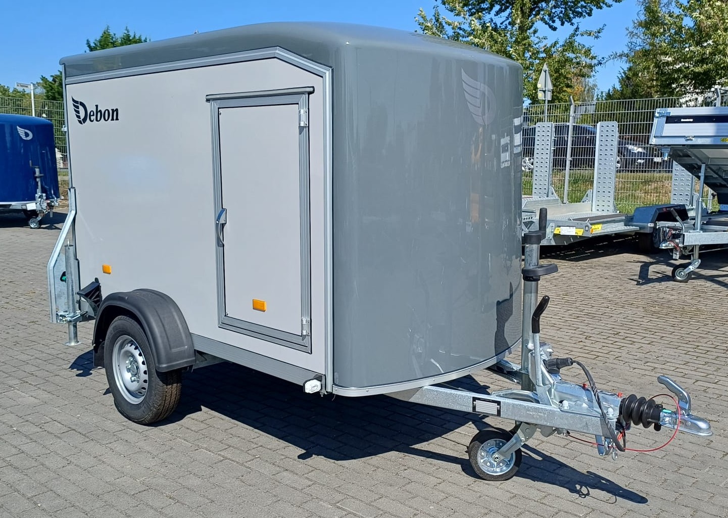 Przyczepa DEBON CARGO FURGON 1300, 300x150x170CM, DMC 750 -1300 KG (Kopia)