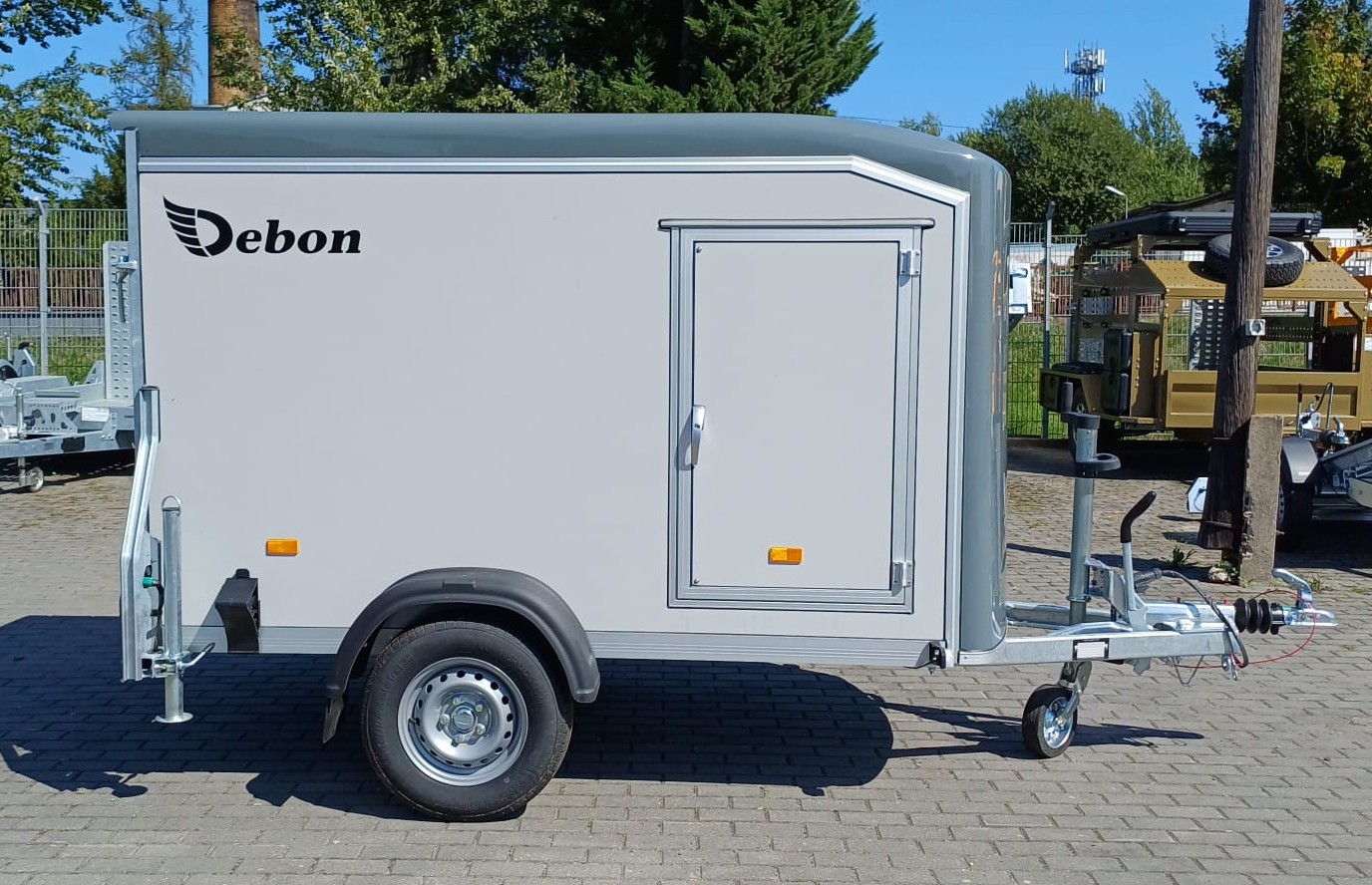 Przyczepa DEBON CARGO FURGON 1300, 300x150x170CM, DMC 750 -1300 KG (Kopia)
