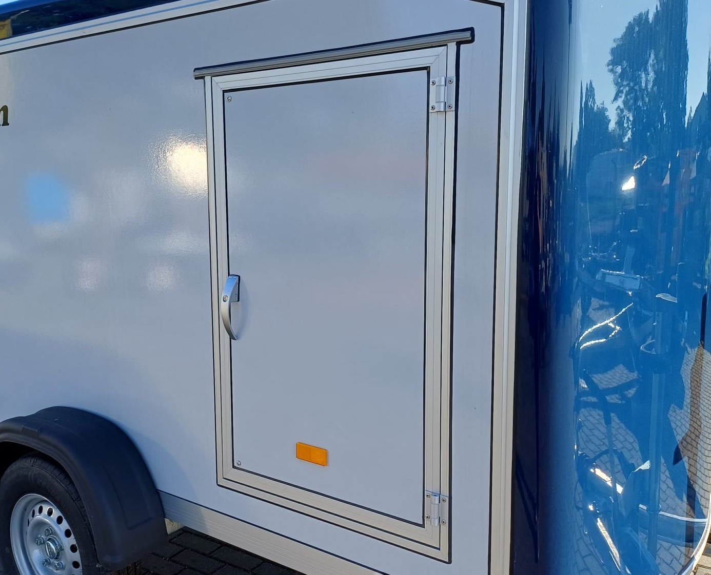 Przyczepa DEBON CARGO FURGON 1300, 300x150x170CM, DMC 750 -1300 KG (Kopia)
